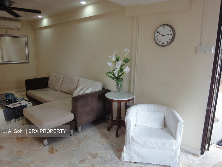 Clementi Avenue 5 thumbnail photo